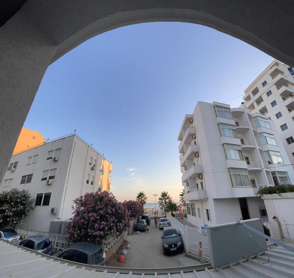 Flors Apartments Durres Exterior photo