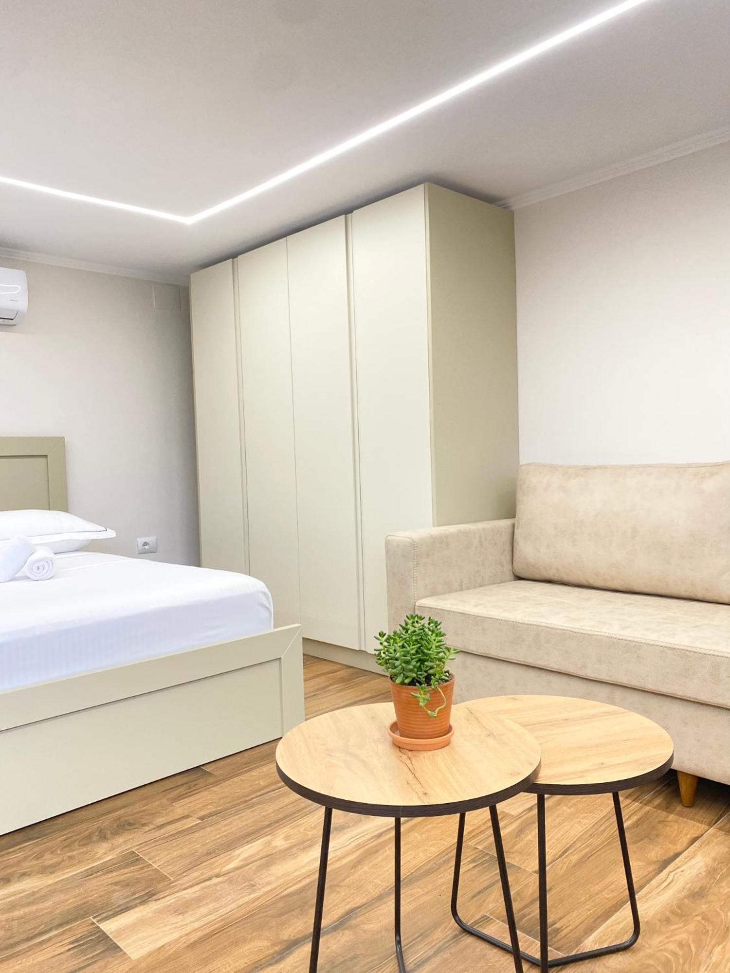 Flors Apartments Durres Exterior photo